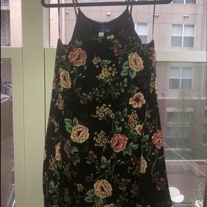 Black Flowey Flower Dress